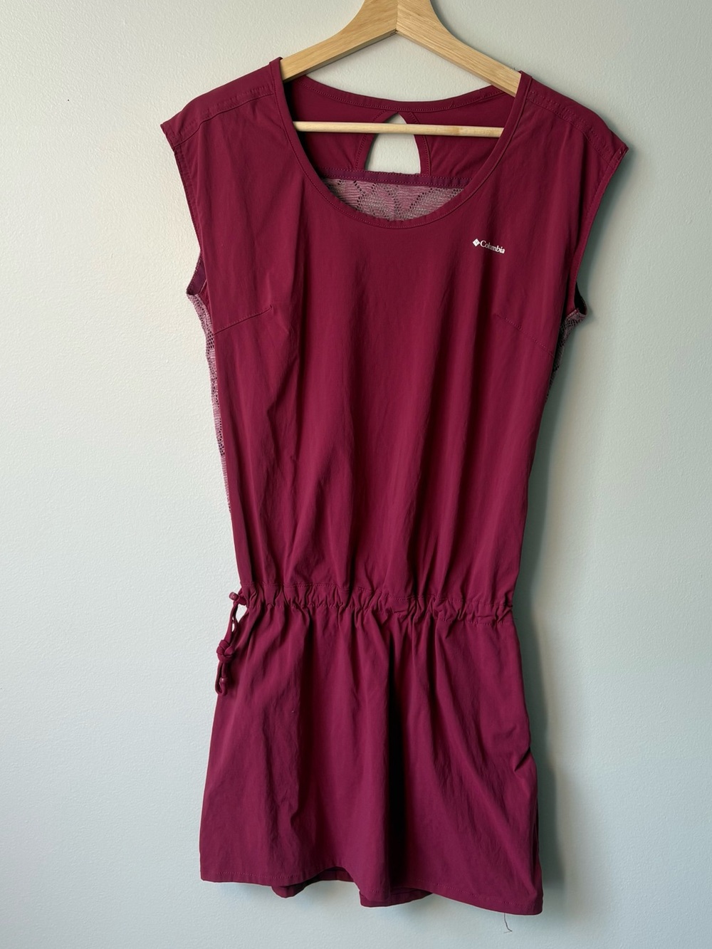 Columbia Peak to Point dress-Berry colour-size small